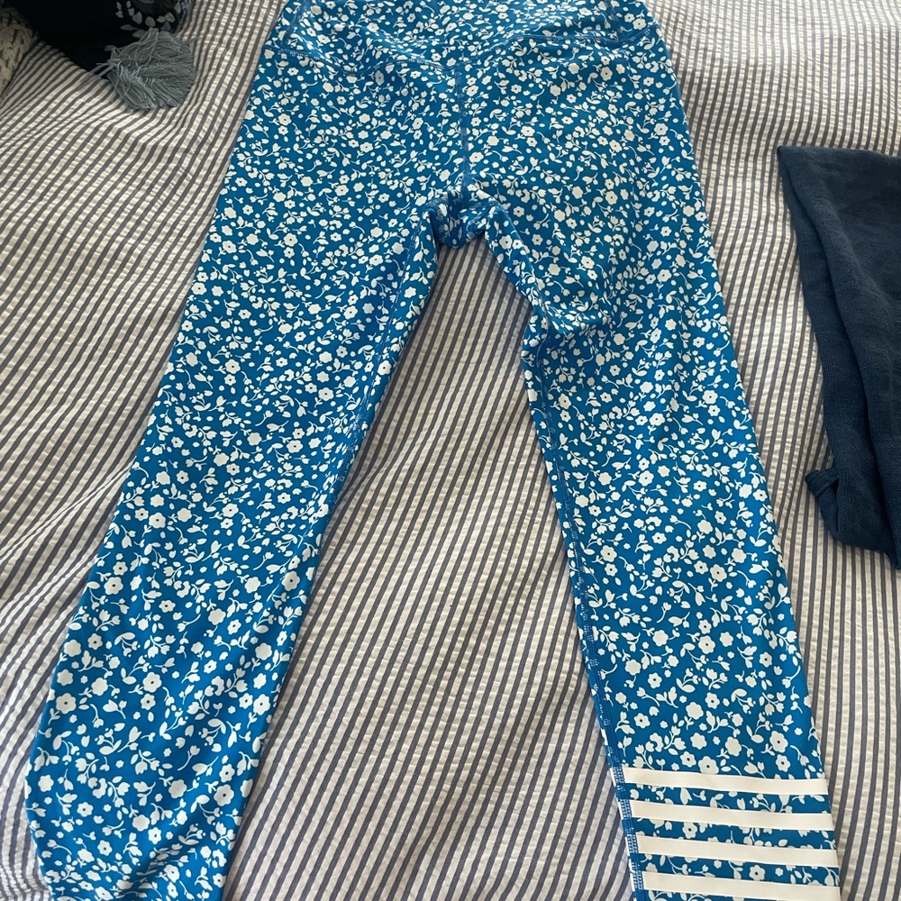 Addison Bay Blue and White Patterned Leggings - Picture 5 of 6